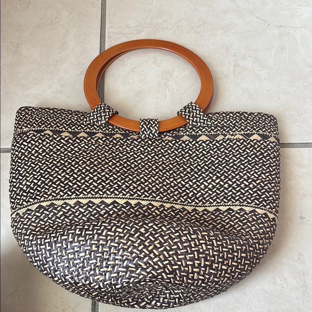 & Other Stories Black and Tan Tote Bag with Wooden Handles